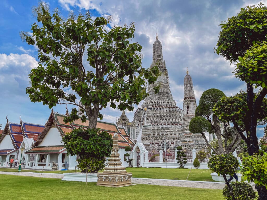 Wat Arun Bangkok: The Temple of Dawn