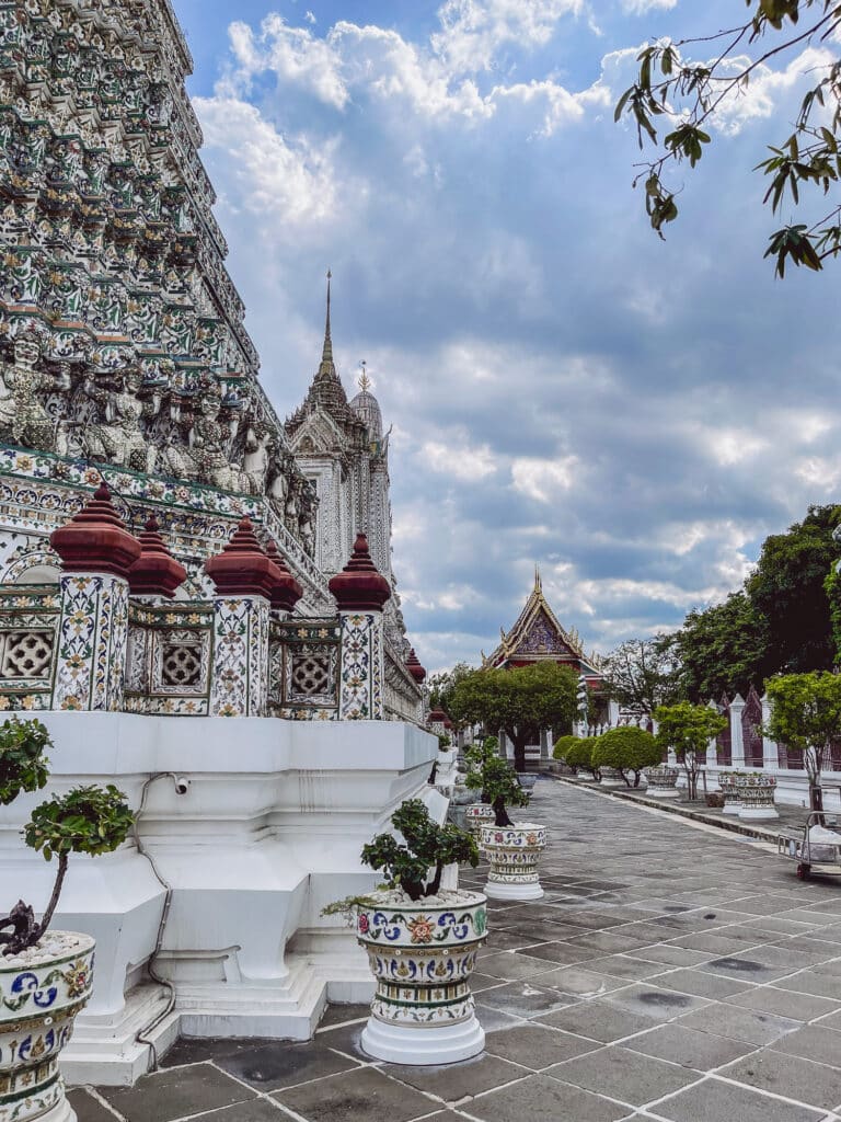 Wat Arun Bangkok: Der Tempel Der Morgenröte