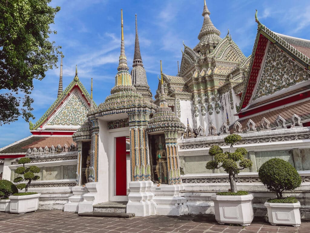 Wat Pho Bangkok: Der Tempel Des Liegenden Buddha