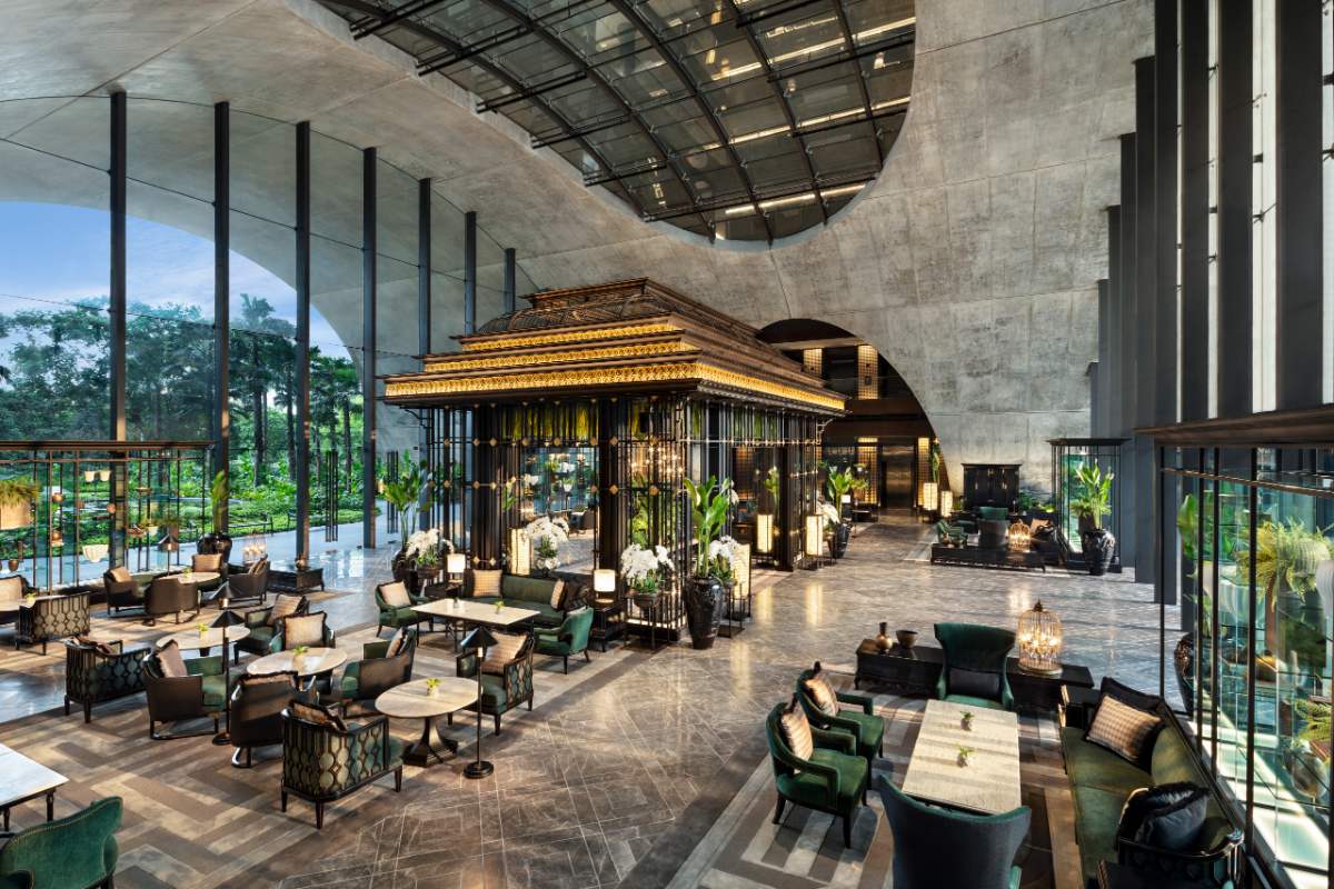 Sindhorn Kempinski Hotel Bangkok Lobby