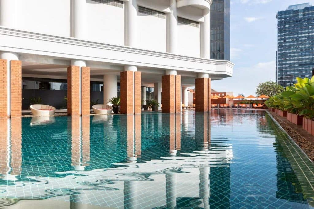 Lebua At State Tower Bangkok - Pool