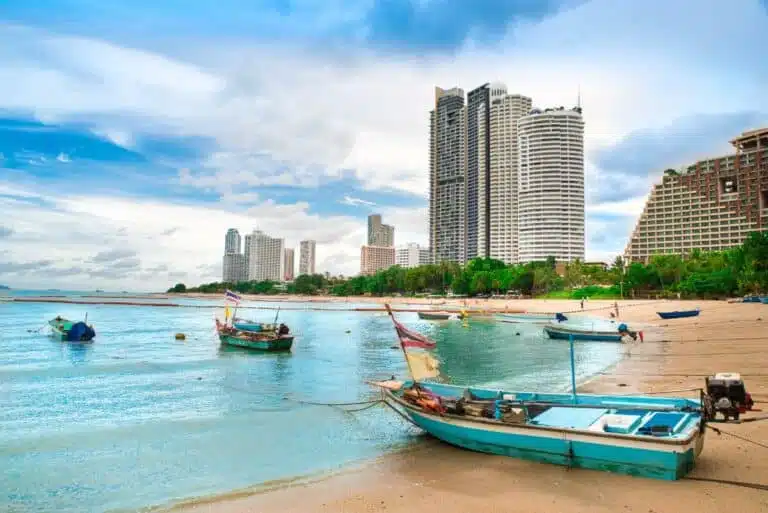 4 Best Ways To Get From Hua Hin To Pattaya, Thailand