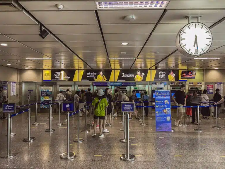 Wie Komme Ich Vom Flughafen Bangkok (Bkk) In Die Stadt?
