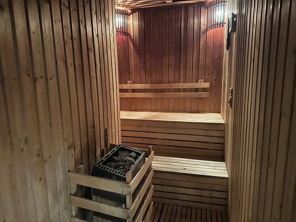 Sauna Im Amaranth Spa