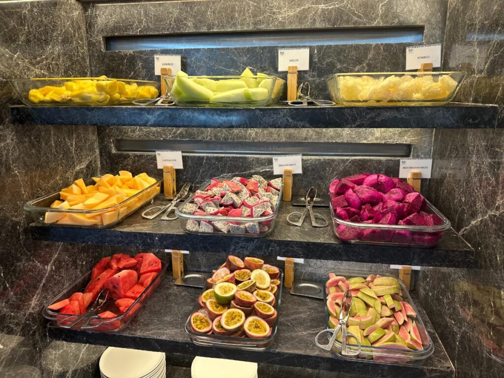 Station Mit Frischem Obst Beim Frühstück